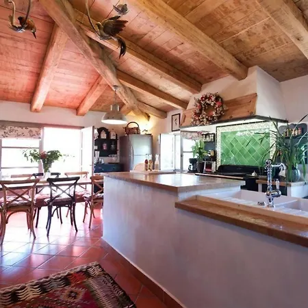 Casa Furtuna Леччи